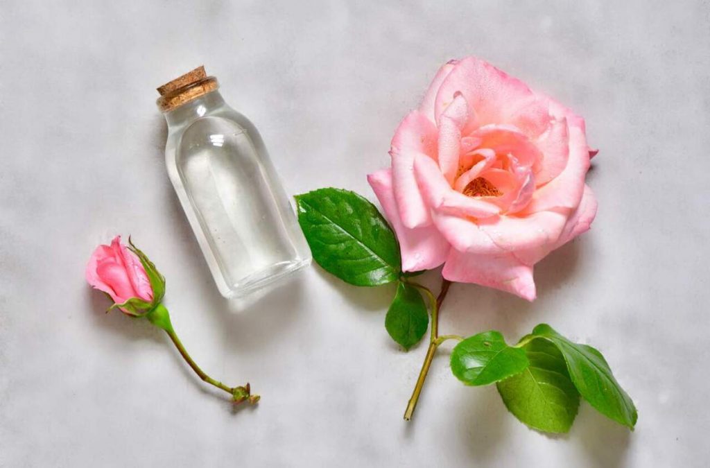ROSE WATER FOR FACE CLEANING 
