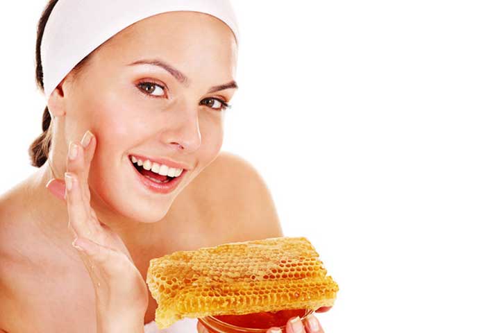 honey for skin tanning 
